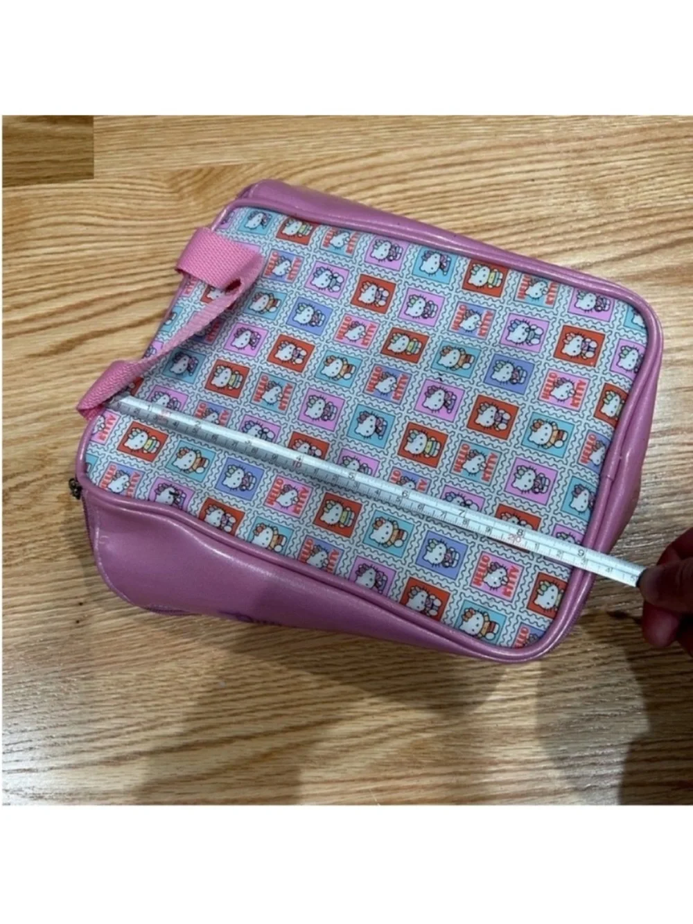Sanrio Hello Kitty travel cosmetic case bag beauty supplies stamp design vintage